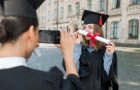Latvijas absolventu monitoringa dati apliecina augstākās izglītības vērtības pieaugumu